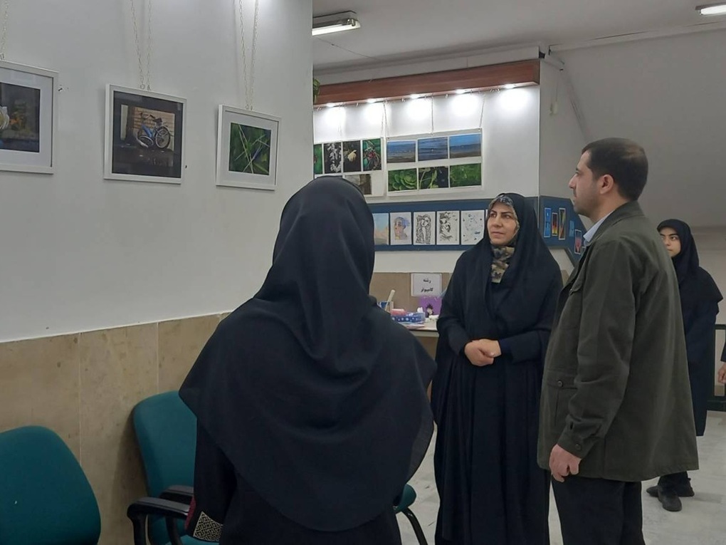 هنرستان فنی دختران